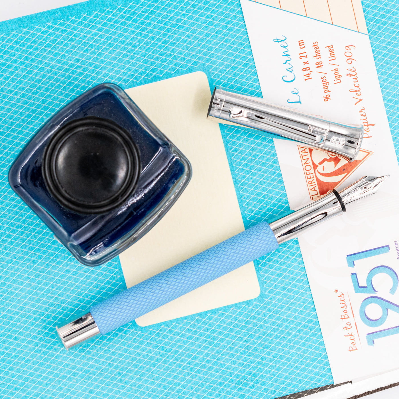 Graf von Faber-Castell Guilloche Fountain Pen - Gulf Blue tiffany