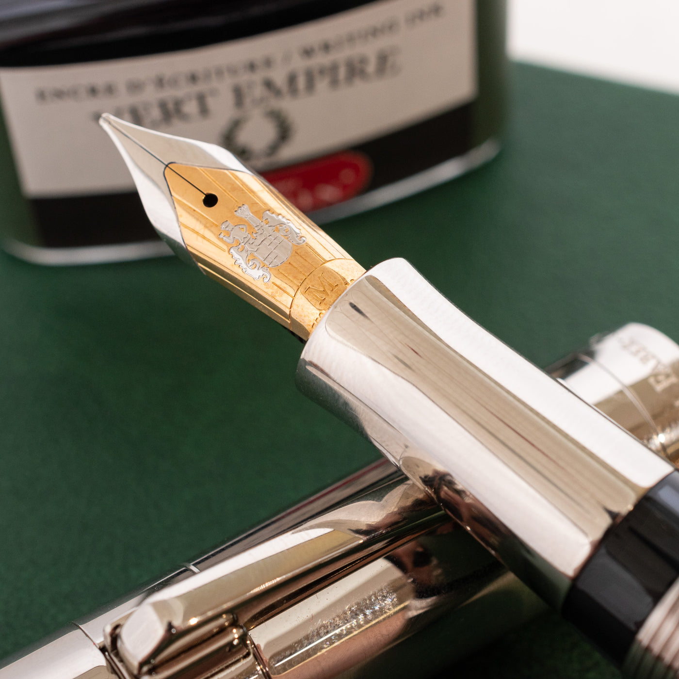 Graf von Faber-Castell Pen of the Year 2011 Jade Fountain Pen 18k Gold Nib