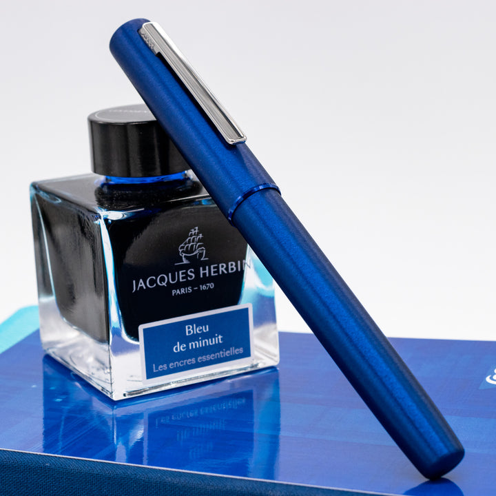 Lamy Aion Penna Stilografica - Nouveauté 2017 - Colore Olivesilver - Punta Extra-Fine (EF) - Corpo In Alluminio Spazzolato - Confezione Regalo