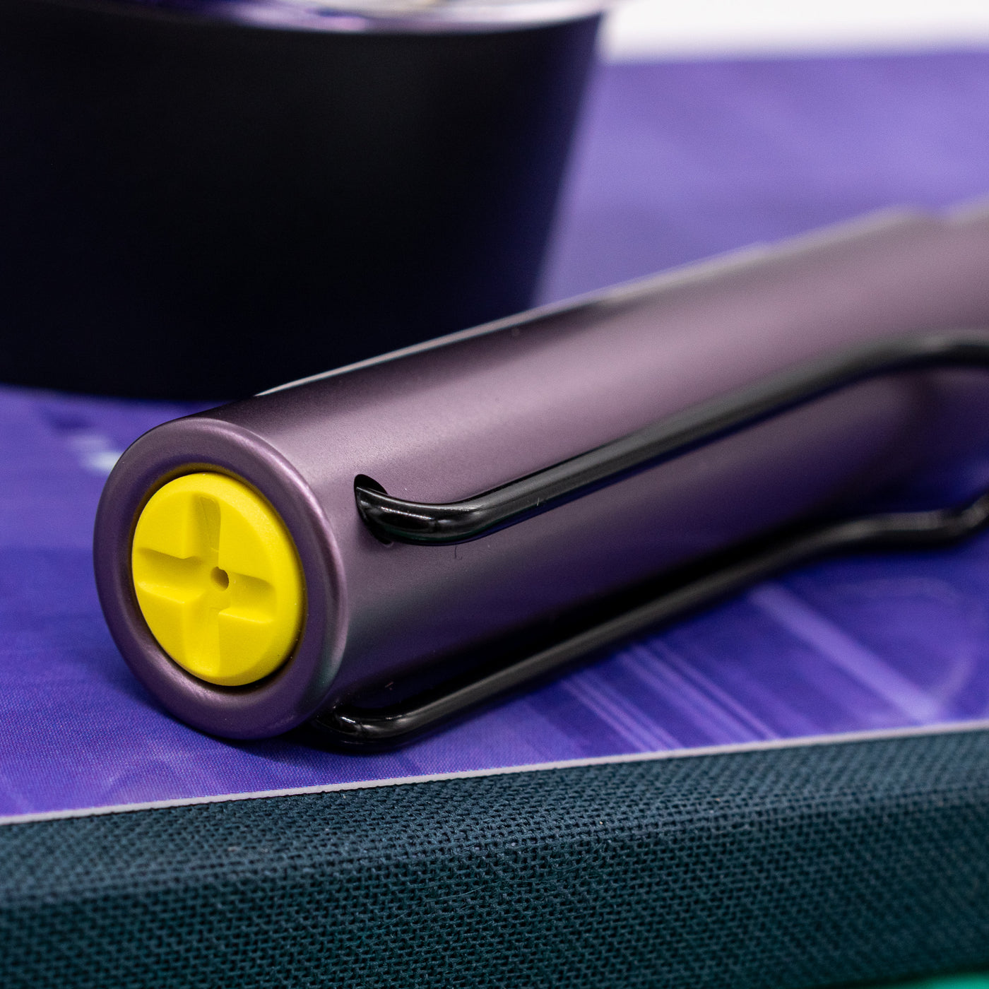 LAMY Al-Star Special Edition Fountain Pen - Aubergine cap top
