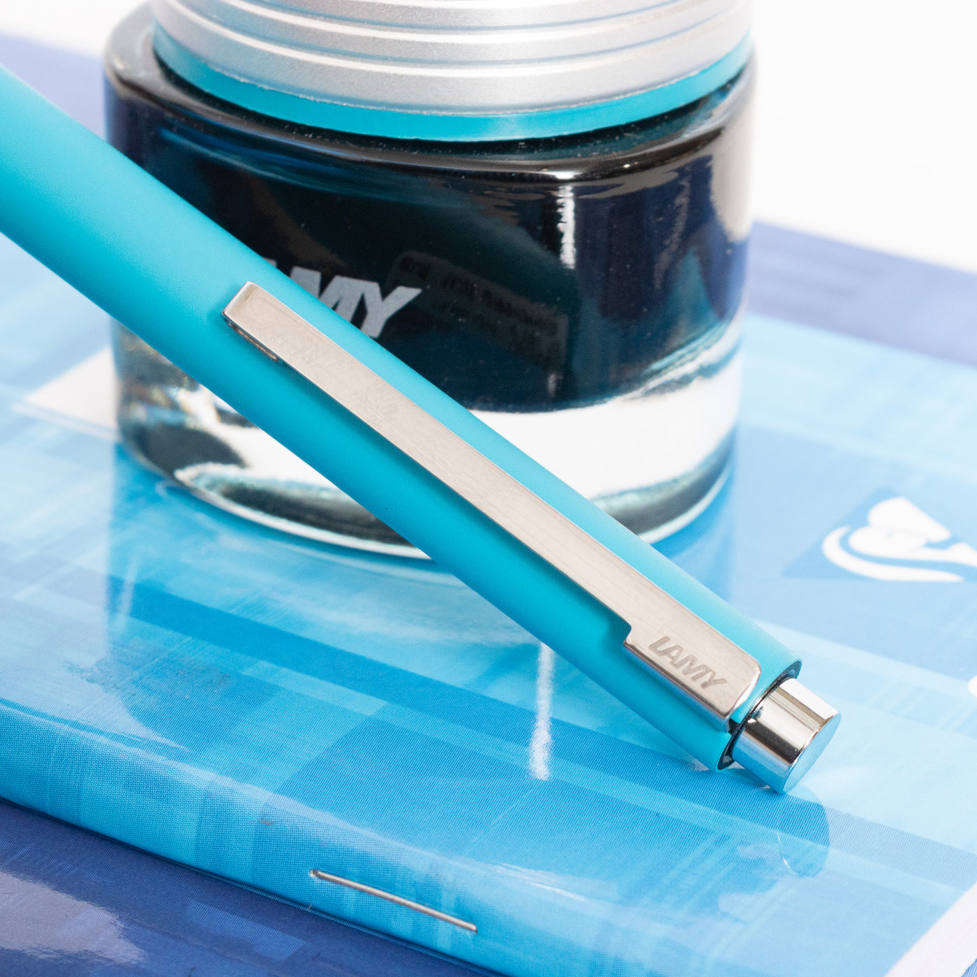 LAMY Econ Sea Matte Blue Ballpoint Pen clip