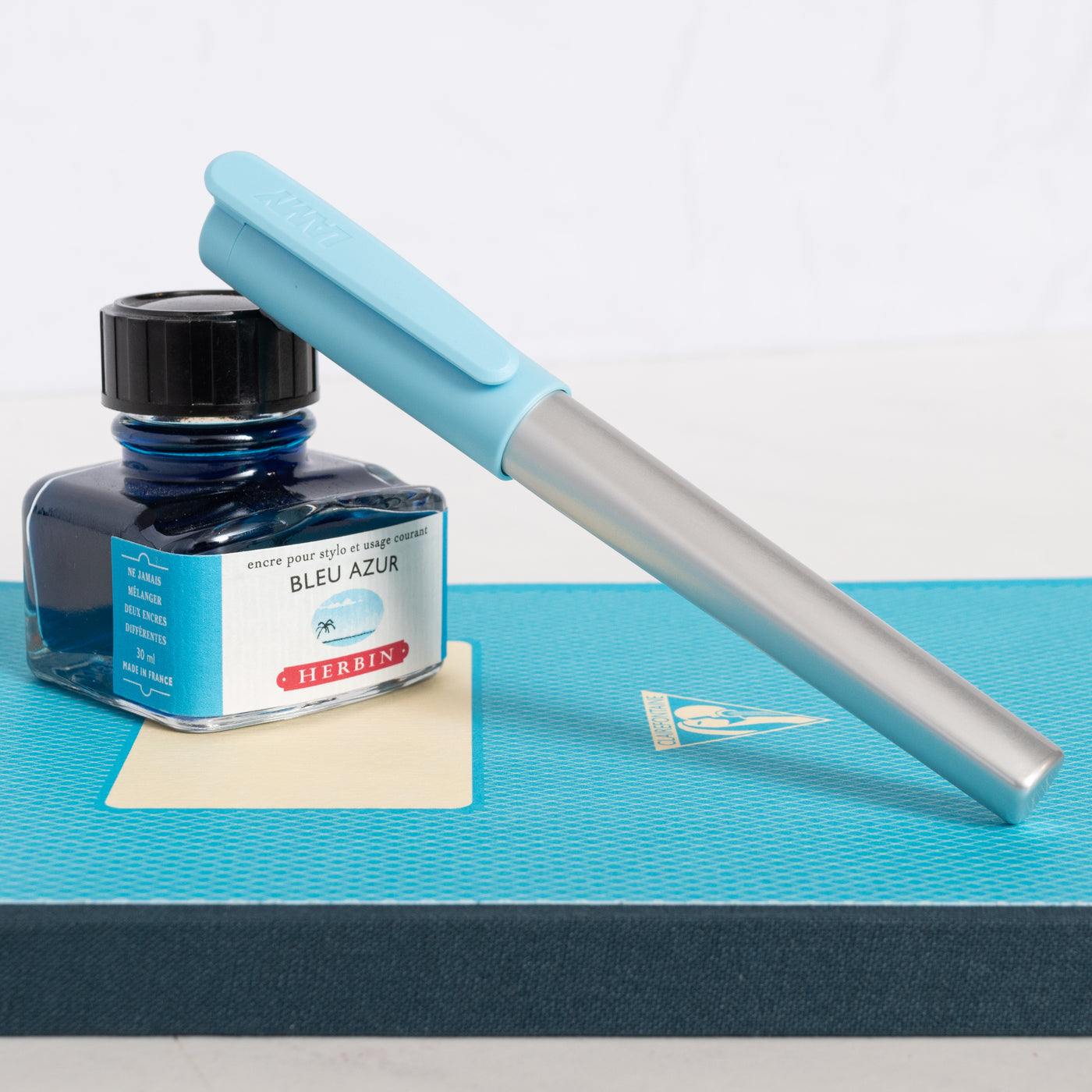 LAMY Nexx Azure Fountain Pen capped