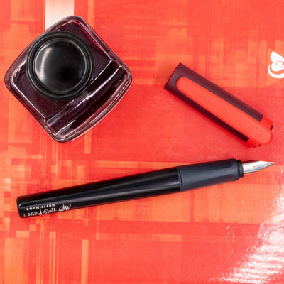 LAMY Nexx Harry Potter Fountain Pen - Gryffindor 2025