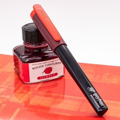 LAMY Nexx Harry Potter Fountain Pen - Gryffindor Capped