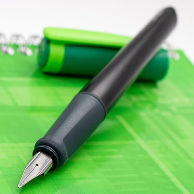 LAMY Nexx Harry Potter Fountain Pen - Slytherin Uncapped