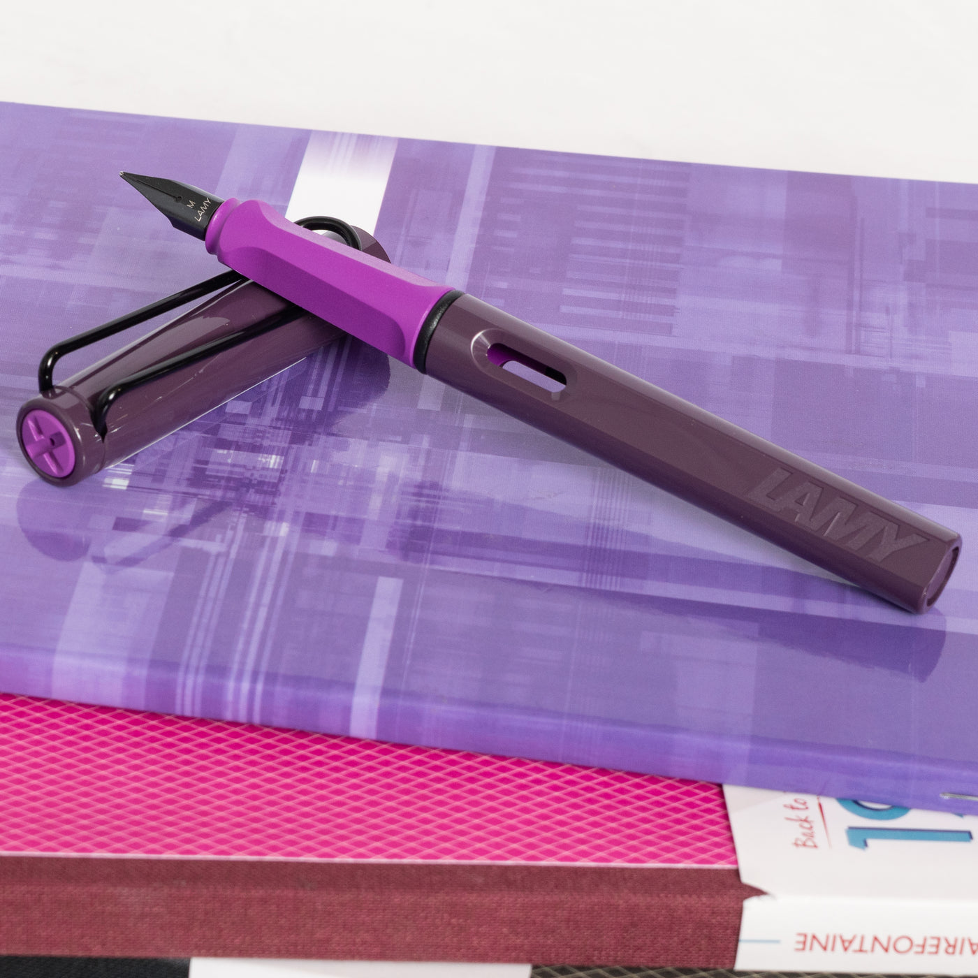LAMY Safari 2024 Special Edition Violet Blackberry Fountain Pen glossy
