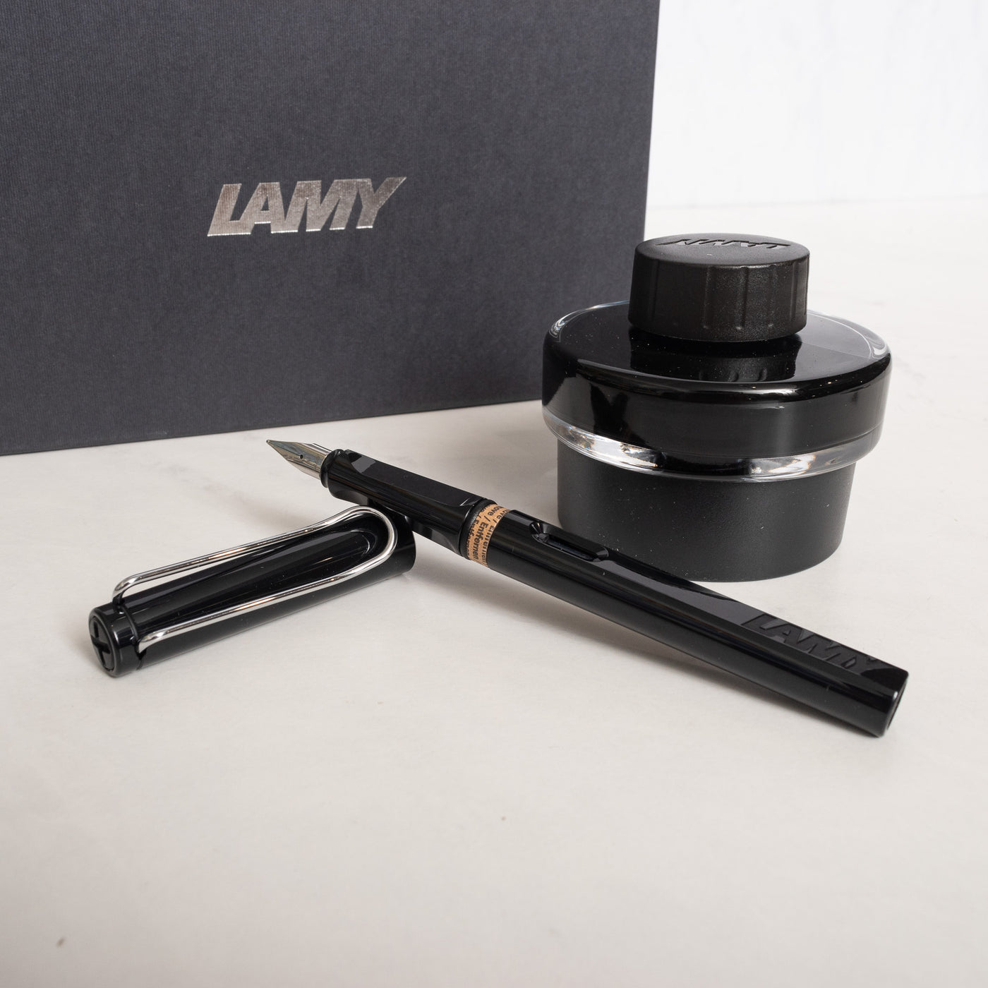 LAMY Safari Shiny Black Fountain Pen with Black Ink Bottle