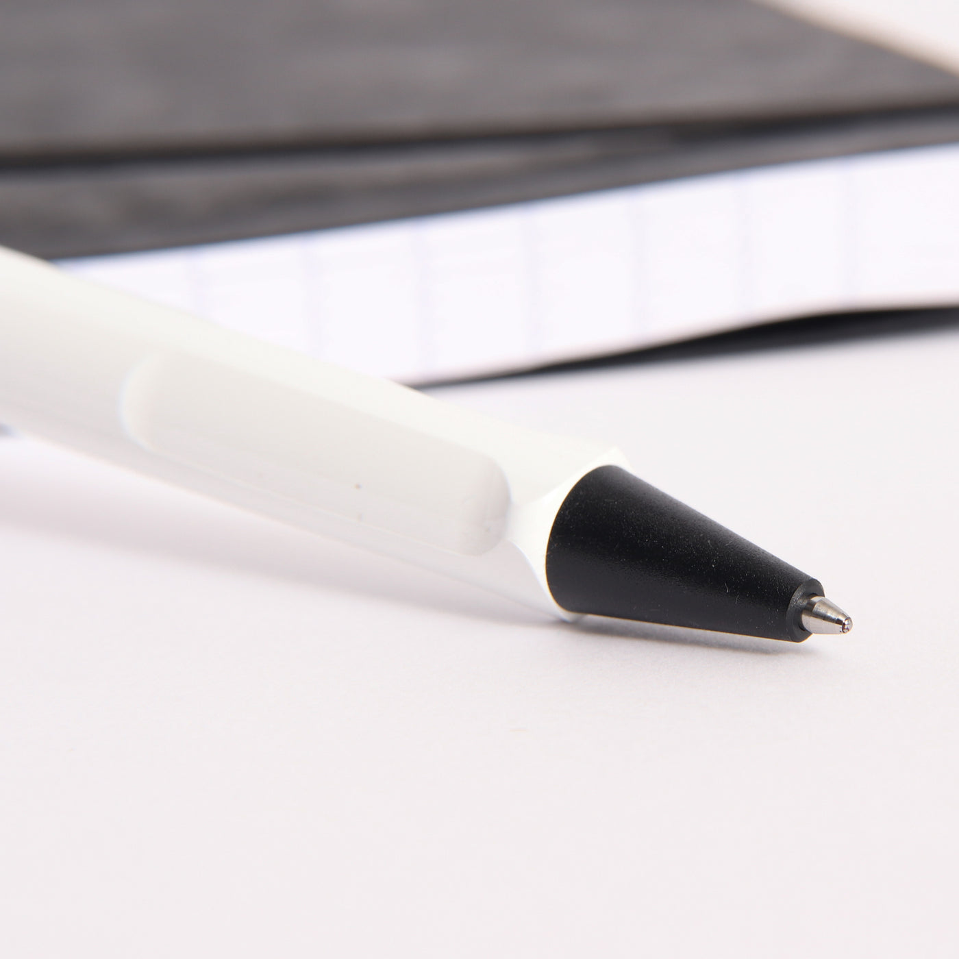 LAMY Safari Limited Edition White With Black Clip Ballpoint Pen Tip