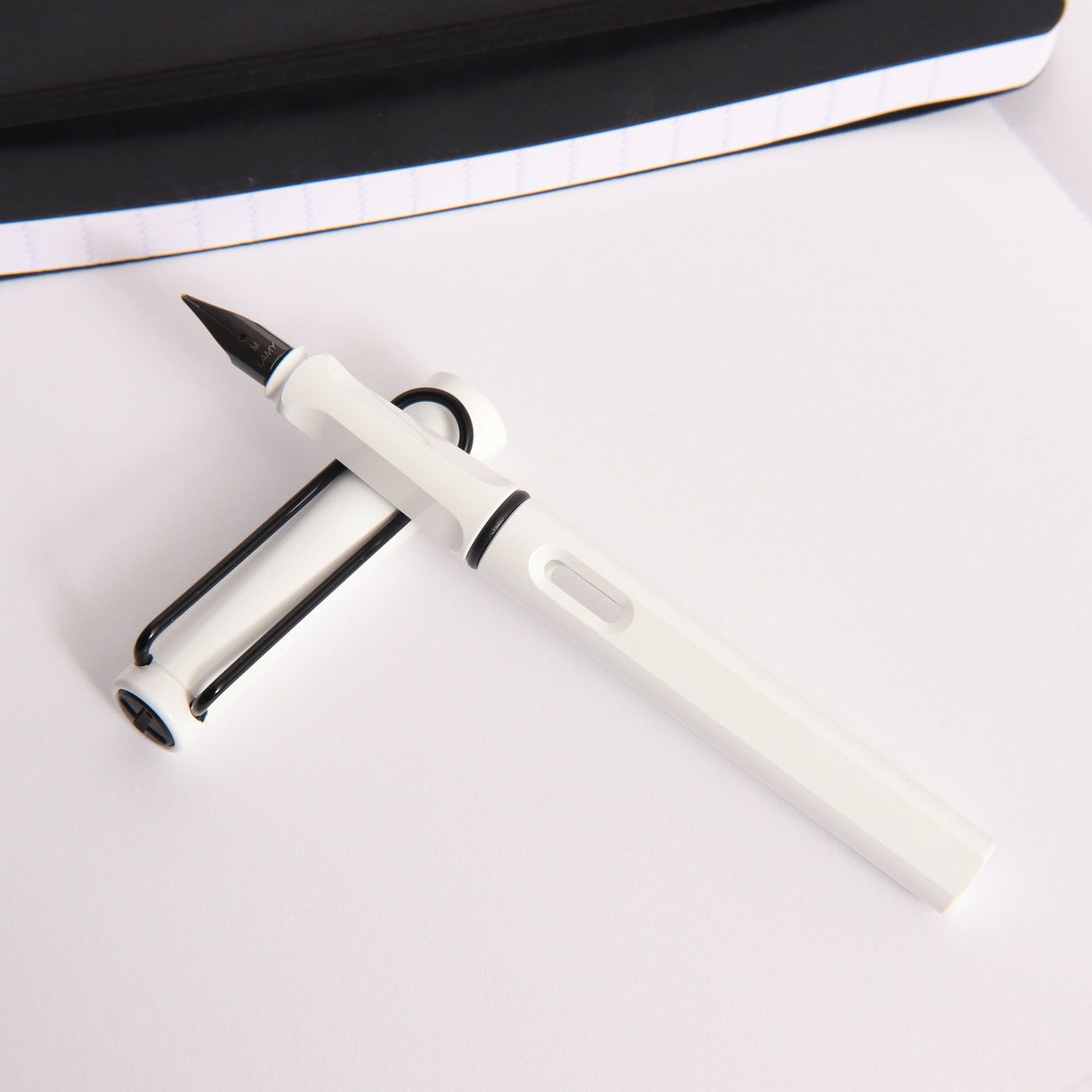 LAMY Safari Limited Edition White With Black Clip Fountain Pen