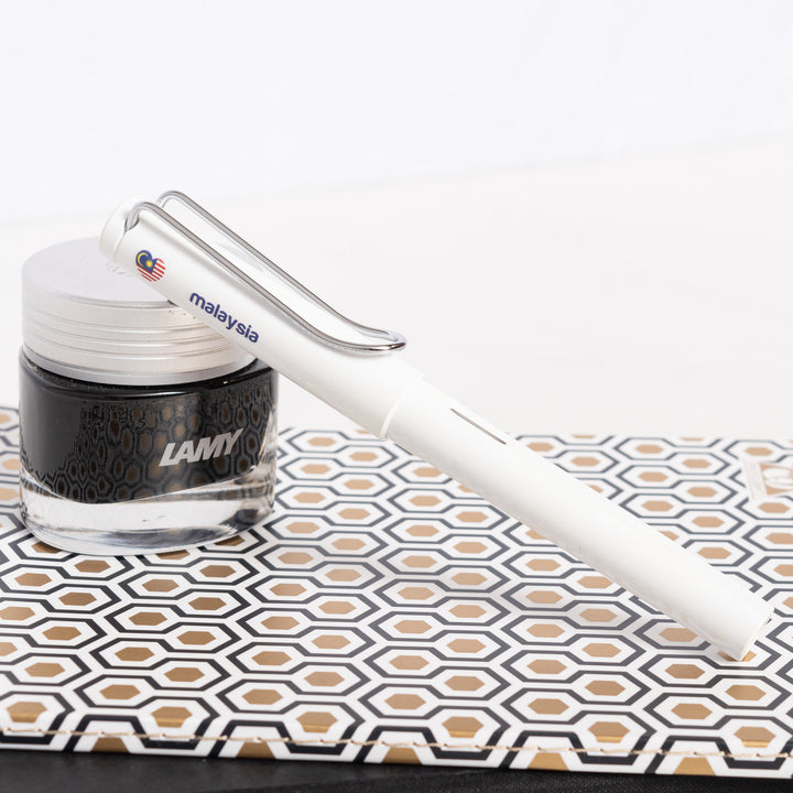LAMY Safari Malaysia Special Edition White Fountain Pen – Truphae