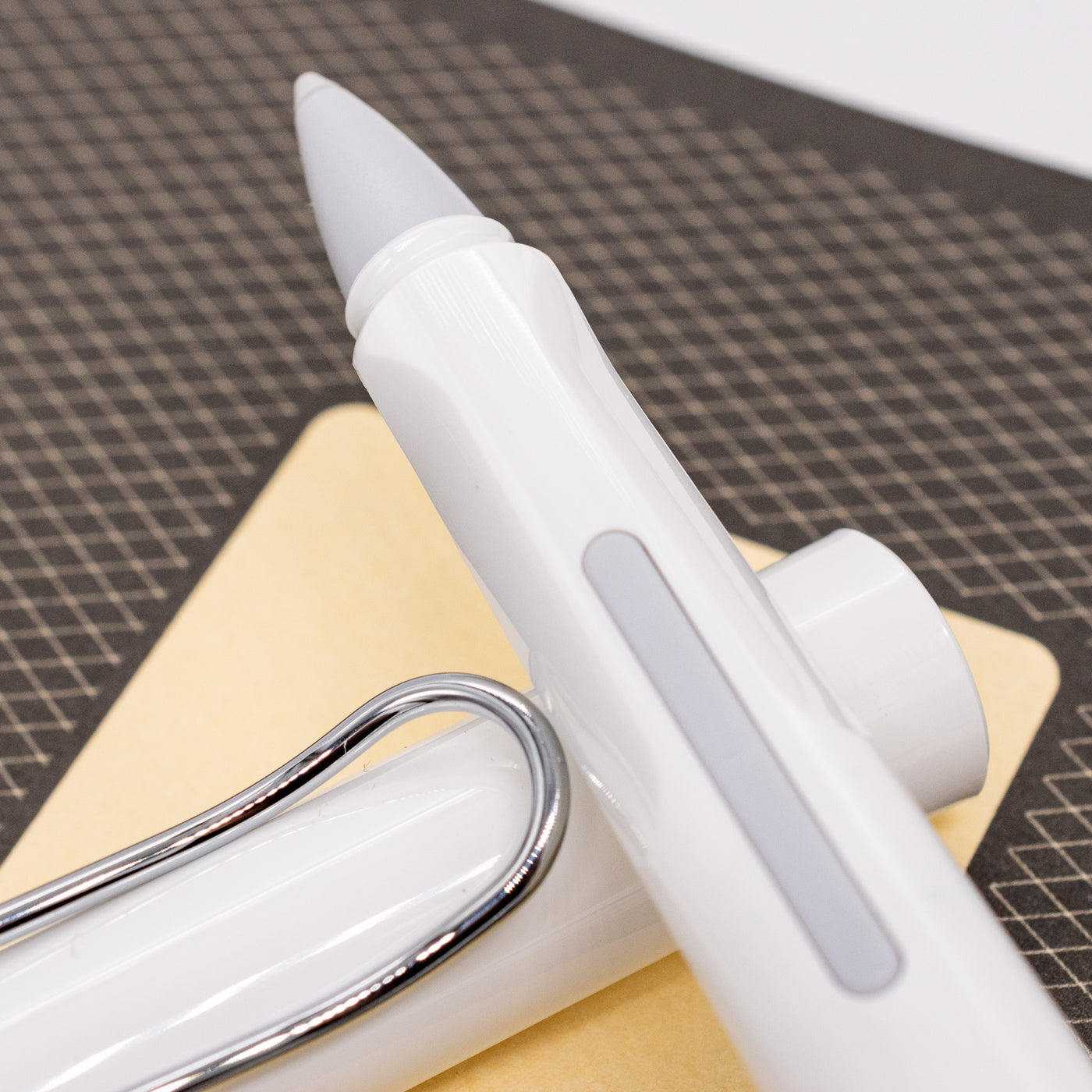 LAMY Safari Note+ Stylus Pen - White Gloss – Truphae