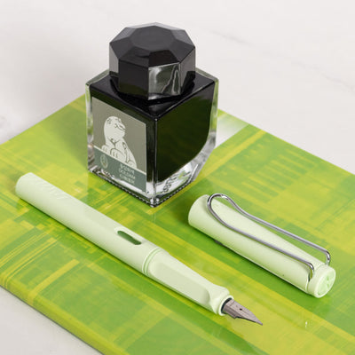 LAMY Safari Pastel Mint Glaze Fountain Pen limited edition