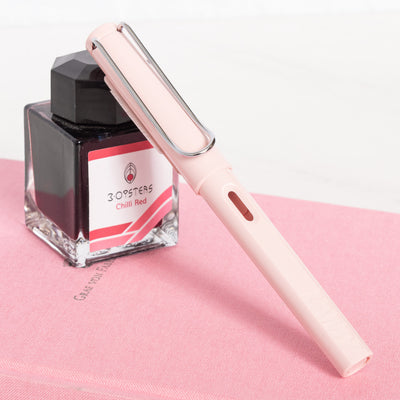 LAMY Safari Pastel Powder Rose Fountain Pen capped