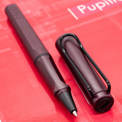 LAMY Safari Rollerball Pen - Scarlet black trim