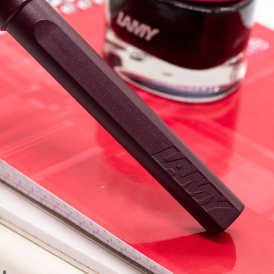 LAMY Safari Rollerball Pen - Scarlet logo