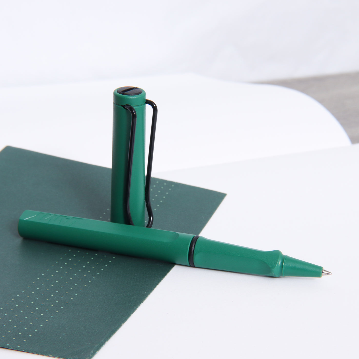 LAMY Safari Starbucks Green-Black Rollerball Pen Uncapped