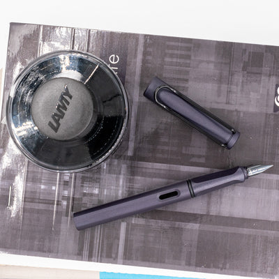 LAMY Safari Fountain Pen - Steel Black black trim