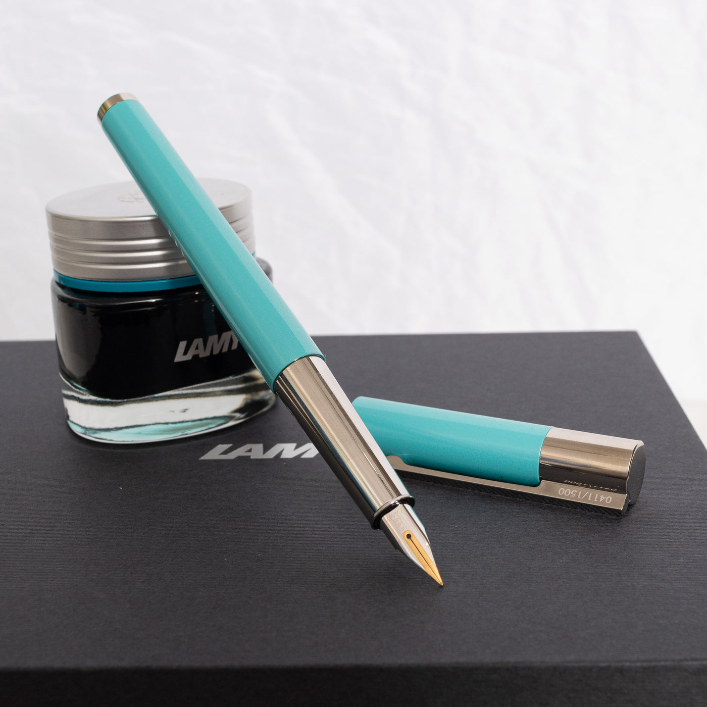 LAMY Scala Majestic Jade Fountain Pen Gift Set Uncapped