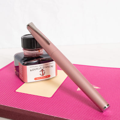 LAMY Studio 2023 Special Edition Pink
