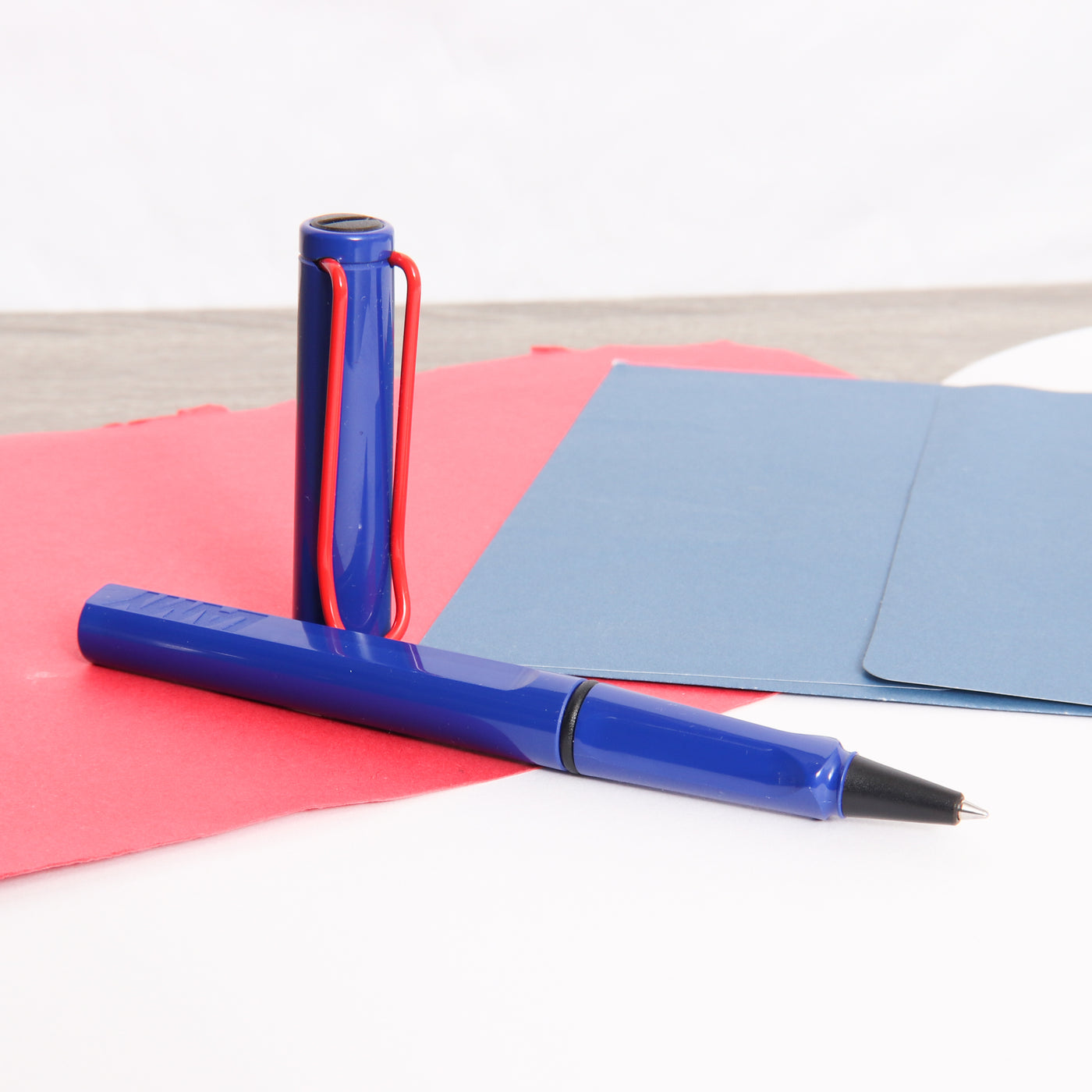 LAMY Safari Retro Blue & Red Rollerball Pen Uncapped