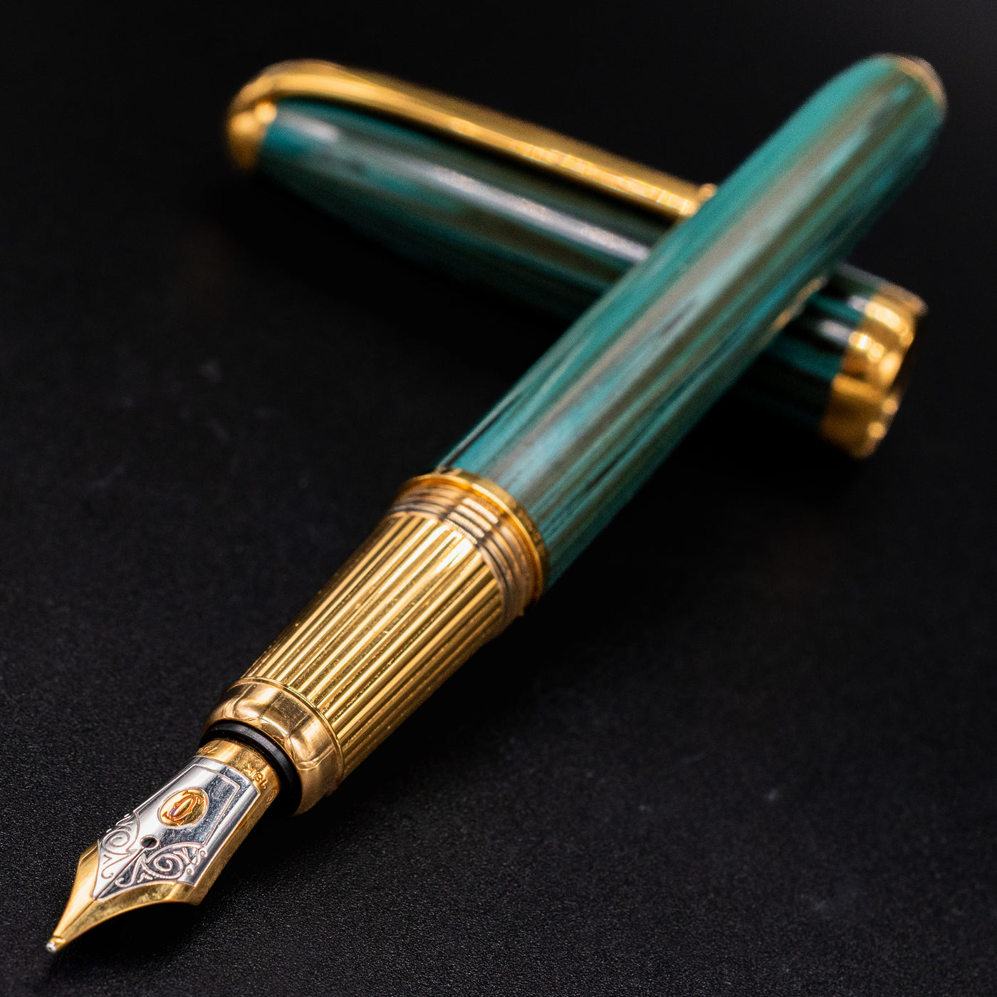 Louis Cartier Ebonite Green Fountain Pen uncapped