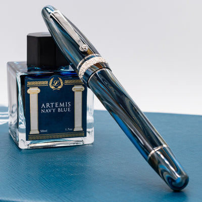 Maiora Ultra Ogiva Golden Age 2.0 Wind Fountain Pen capped