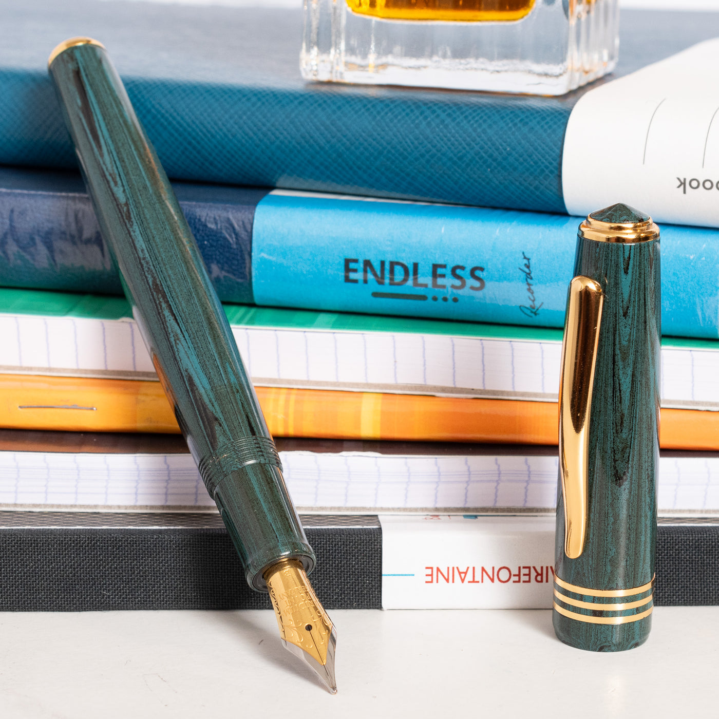 Molteni Curukova Green Ebonite Fountain Pen