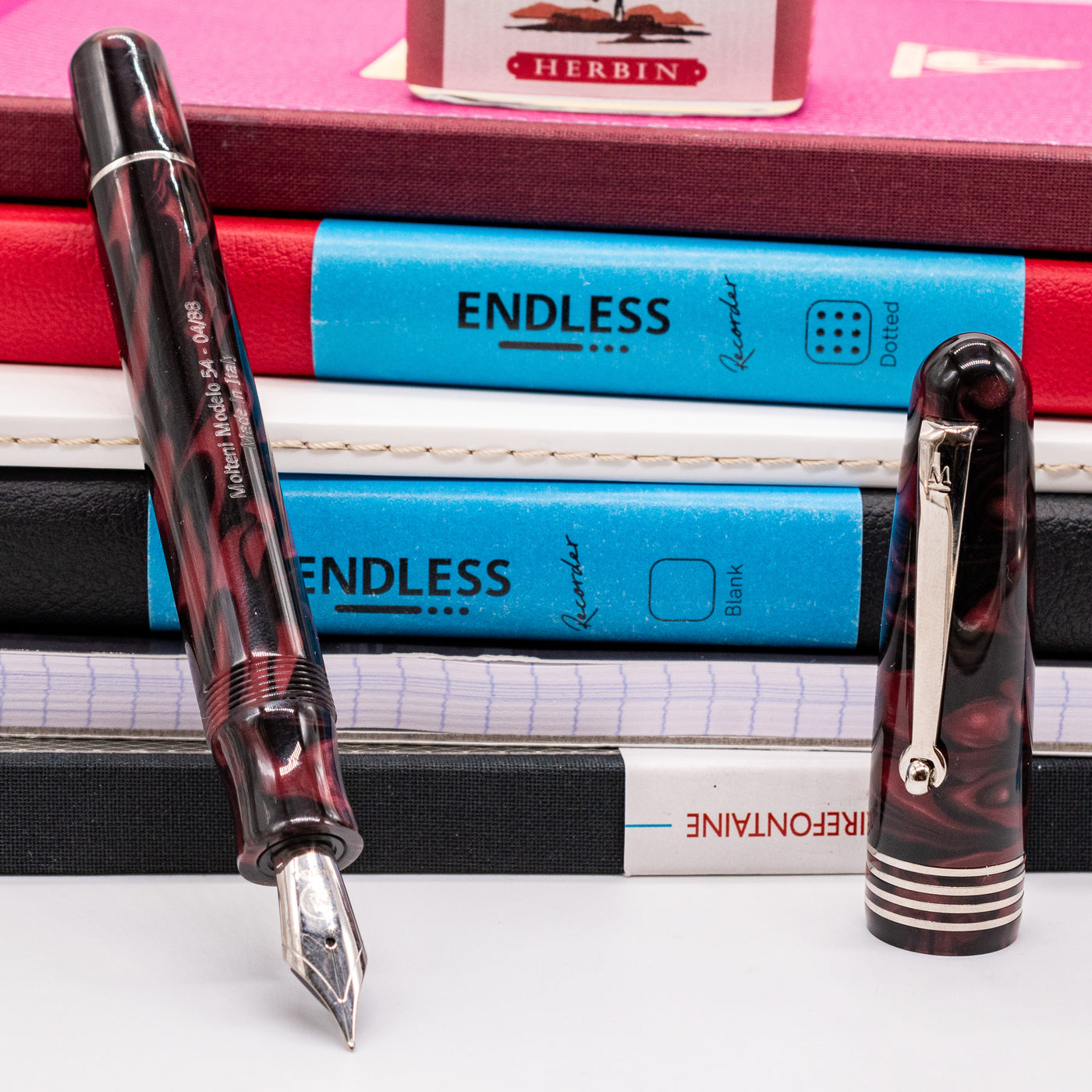 Molteni Modelo 54 Burgundy Acetate Fountain Pen