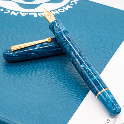Molteni Modelo 54 Fountain Pen - Capri Blue & Gold GT
