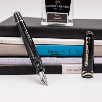 Molteni Modelo 54 Fountain Pen - Jet Black & Rhodium