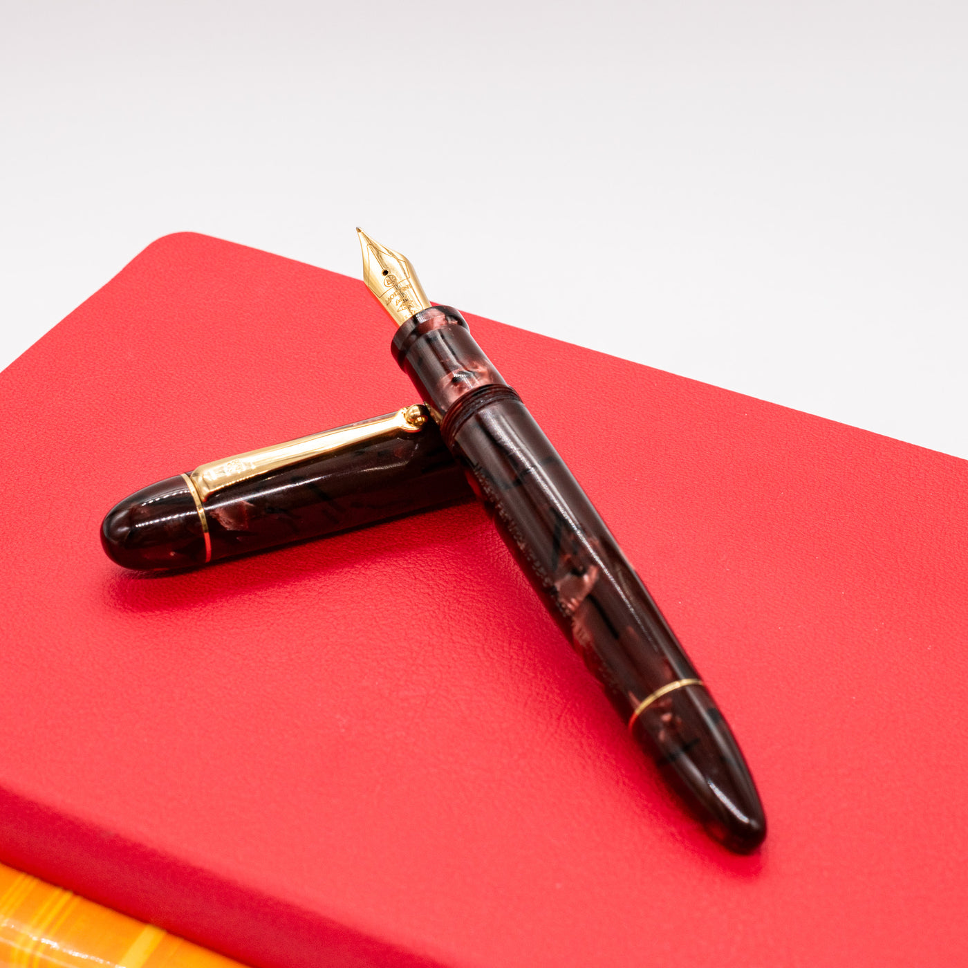 Molteni Modelo 55 Fountain Pen - Scarlet Red Celluloid red