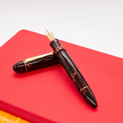 Molteni Modelo 55 Fountain Pen - Scarlet Red Celluloid red