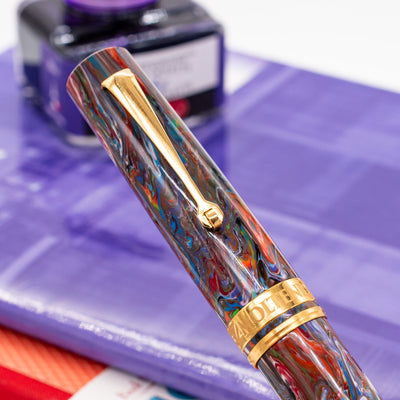 Molteni Modelo 66 Birds of Paradise Fountain Pen Gold Trim Cap