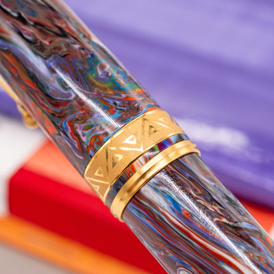 Molteni Modelo 66 Birds of Paradise Fountain Pen Gold Trim Center Band
