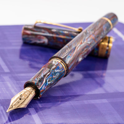 Molteni Modelo 66 Birds of Paradise Fountain Pen Gold Trim Uncapped