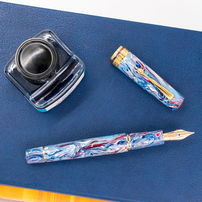 Molteni Modelo 66 Hydrangea Fountain Pen Gold Trim Piston Filled