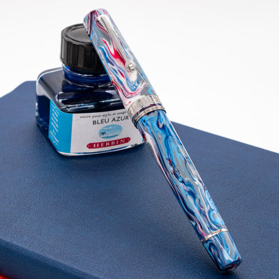 Molteni Modelo 66 Hydrangea Fountain Pen Rhodium Trim Capped