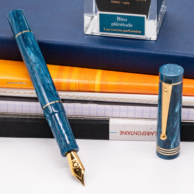 Molteni Modelo 88 Fountain Pen - Capri Blue