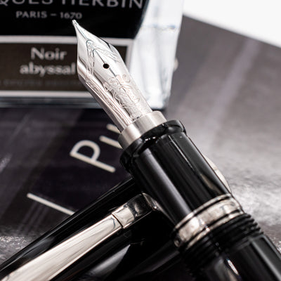 Montblanc Boheme Jumbo Large Fountain Pen 18k gold nib
