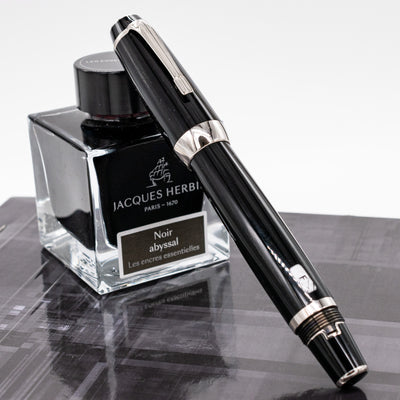 Montblanc Boheme Jumbo Large Fountain Pen capped
