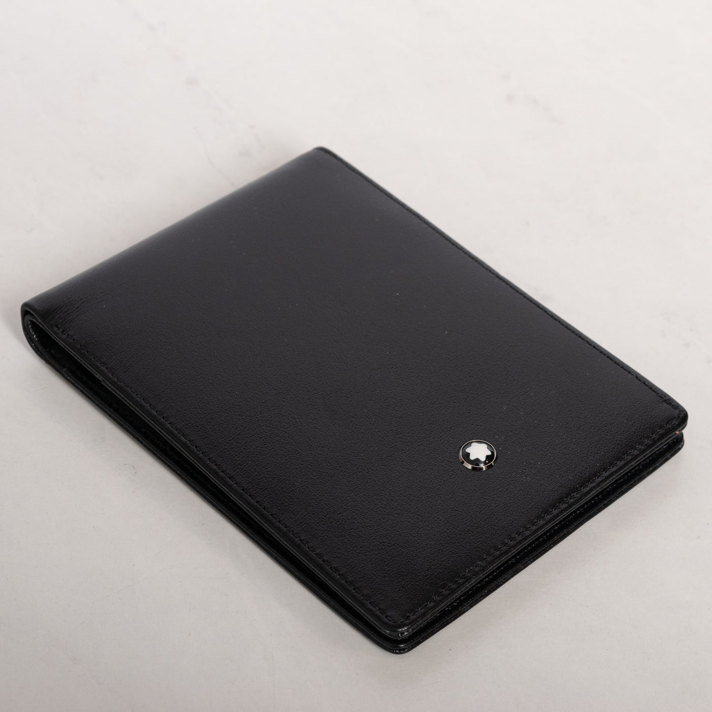 Montblanc Generation Bright Red Ballpoint Pen Gift Set black notepad