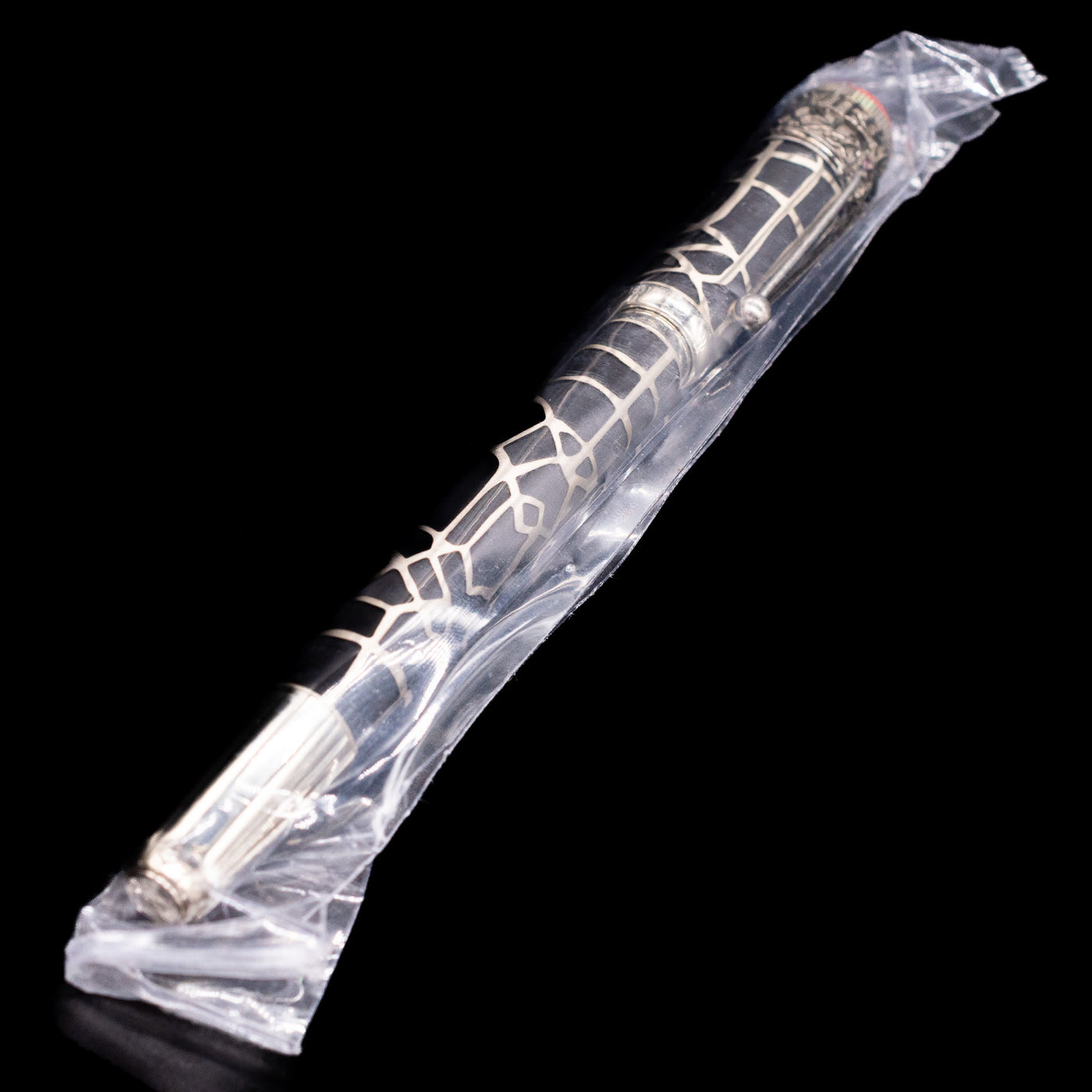 Full view of the Montblanc Heritage Route et Noir Spider Metamorphosis 1906 Fountain Pen - Preowned sealed in package.