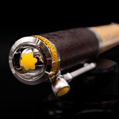  Zoomed-in view of the top of the cap with the finial on the Montblanc Masters of Art Homage to Vincent Van Gogh Limited Edition 4810 Rollerball Pen - Preowned.