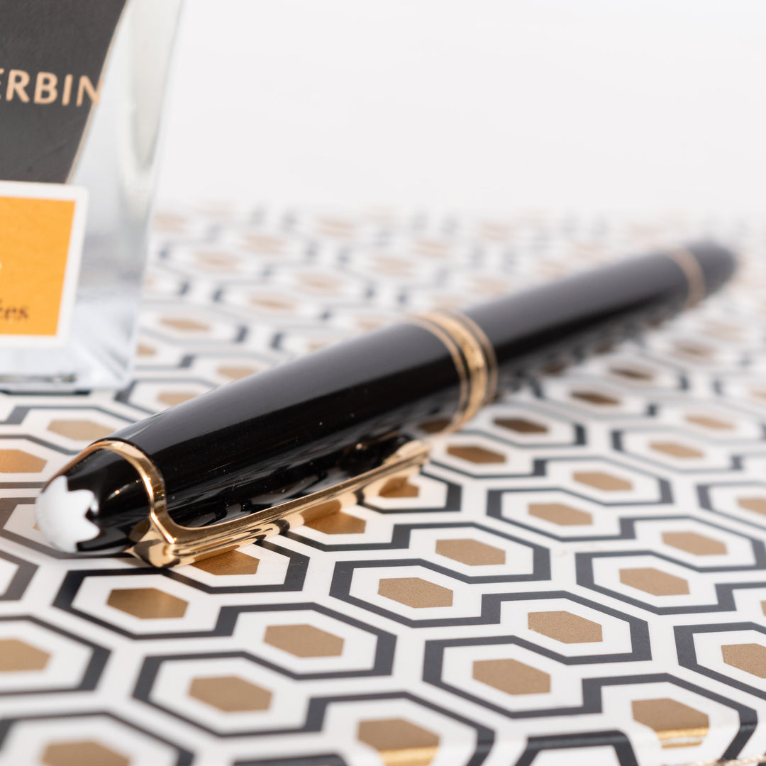 Montblanc Meisterstuck 144 Black Fountain Pen - Preowned