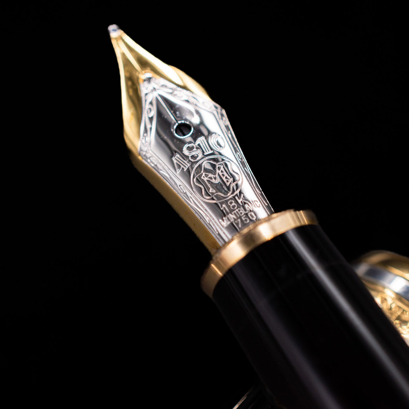 A macro shot of the nib with its intricate detailing and logo engraving for the Montblanc Meisterstuck 144DS Solitaire Doue Fountain Pen - Preowned.