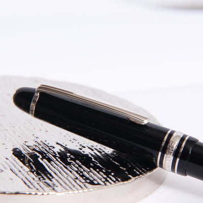 Montblanc Meisterstuck 145P Black & Platinum Fountain Pen Preowned Clip