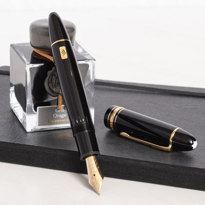 Montblanc Meisterstuck 149 Black & Gold Fountain Pen - Calligraphy Curved Nib