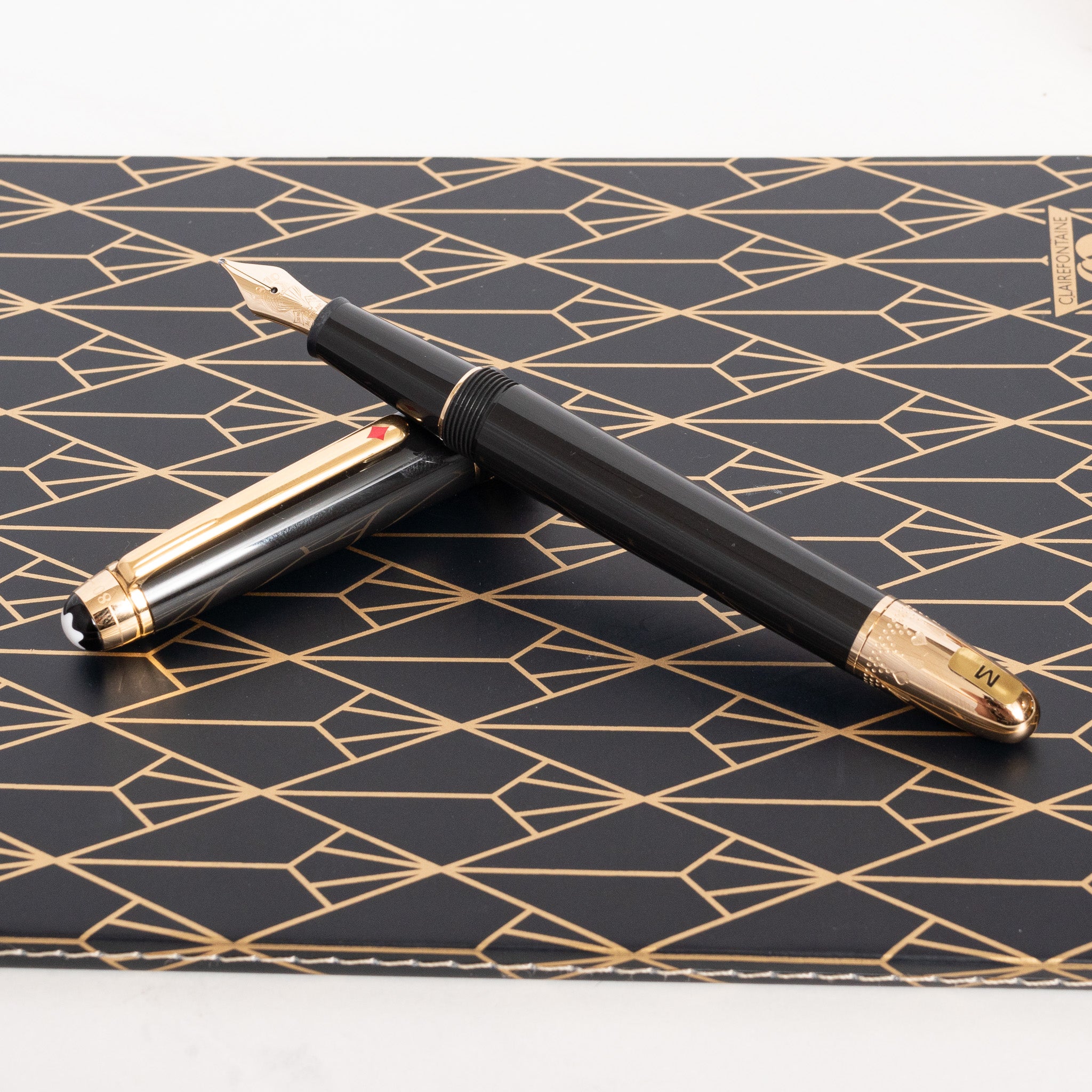 Montblanc-Meisterstuck-Around-
