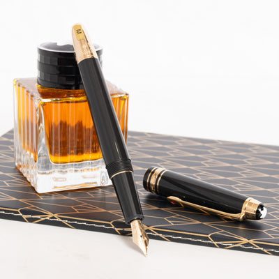 Montblanc Meisterstuck Around the World in 80 Days Year 2 Classique Fountain Pen Uncapped