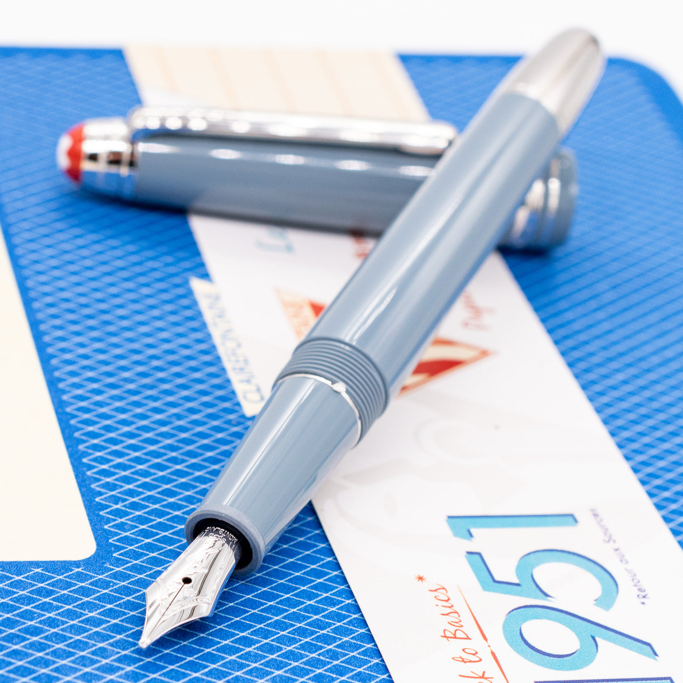 Montblanc Meisterstück x Olympic Heritage Chamonix 1924 Classique Fountain Pen uncapped